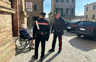 Filottrano - Lotta alle truffe, i carabinieri incontrano gli anziani in Municipio