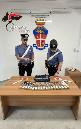 Alba Adriatica - Scacco alla droga, i carabinieri arrestano un 53enne