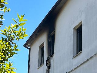 San Benedetto - Incendio in una casa di via Pace, trappola mortale per un’anziana e il suo cane