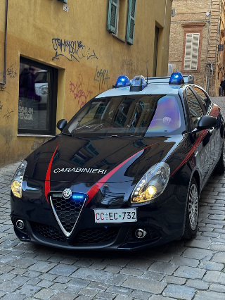 Controlli straordinari dei Carabinieri nel Maceratese: denunce, sequestri e patenti ritirate