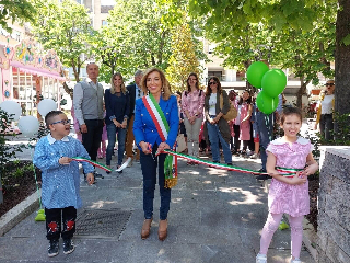 Falconara – Festa inaugurale con i bambini per il restyling di piazza Garibaldi