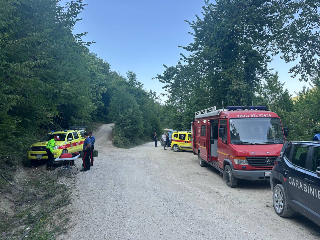 Acquasanta Terme - Cercatrice di funghi ferita ad una gamba: tratta in salvo