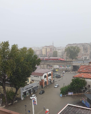 Abruzzo - Maltempo, allagamenti a Pescara e Montesilvano: oltre 200 richieste ai pompieri