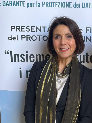 Ancona – Alfabetizzazione, Corecom protagonista con il progetto “Patentino digitale”