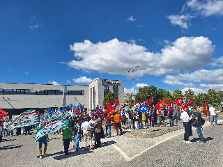 Cerreto d’Esi – Electrolux, diffida dei lavoratori: “Stop a fughe di produzioni in Polonia”