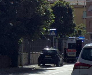 Ascoli Piceno - Donna trovata morta nel bagno di casa: indagini in corso