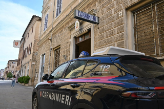Jesi – Operazione antidroga dei carabinieri, sequestrati hashish e denaro contante