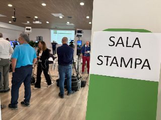 Regionali, nella sede di Ricci silenzio e attesa dello spoglio