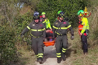 Ancona - Donna soccorsa sul Monte Conero dai vigili del fuoco