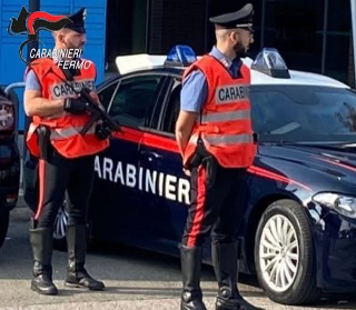 Fermo - Truffa del falso bonifico: quattro giovani denunciati per la vendita di un’auto