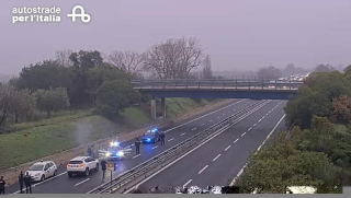 Assalto a portavalori sull’A14: traffico bloccato tra Ortona e Pescara, 1 km di coda