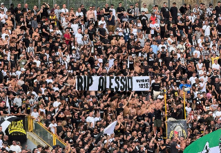 Ascoli-Juve U23: gli Ultras 1898 ricordano il tifoso della Samb Alessio