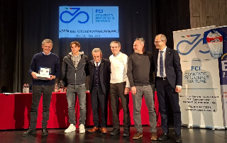A Jesi la festa del ciclismo marchigiano: premiati i protagonisti della stagione 2025