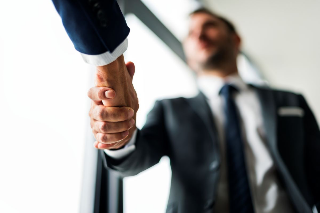 Franchising senza esperienza: si può davvero iniziare da zero? - hubixiniziative.it