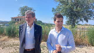 Ponte ciclopedonale sul Tronto, realizzate le prime pile: sopralluogo di Acquaroli e Marsilio
