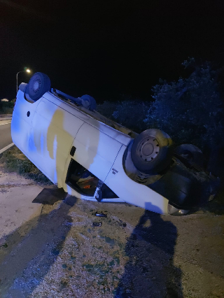 Auto rubate a Macerata: una si ribalta, l’altra abbandonata dopo l’inseguimento