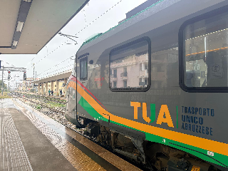 Circolazione treni sulla ferrovia adriatica: “Ripresa graduale, possibili ritardi”