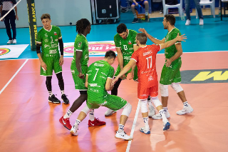 Macerata Volley battuta a Palmi al tie break