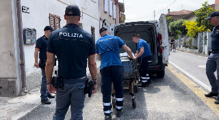 Coniugi uccisi a Fano, il massacro è avvenuto nella notte