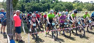 Gran Premio San Paolino a Falerone: il cross country marchigiano dà spettacolo