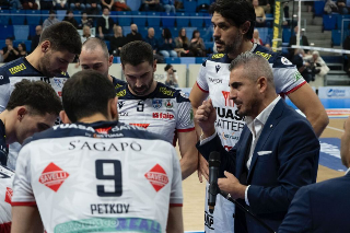 La Yuasa Battery Grottazzolina superata in tre set a Milano