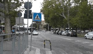 Pesaro - Lite alla stazione, accoltellato un 18enne, aggressore in fuga