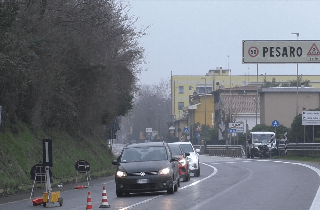 Pesaro - Frana Ardizio, messe in sicurezza le reti, riaperta la Ss16