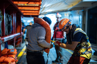 Ocean Viking, sabato lo sbarco ad Ancona