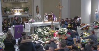 Porti Recanati - Dolore e lacrime per l’ultimo saluto a Diego Ruspantini