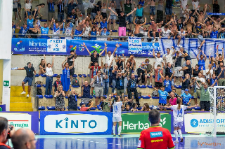 Calcio a 5: Falconara, lunedì assemblea pubblica per le campionesse d’Italia