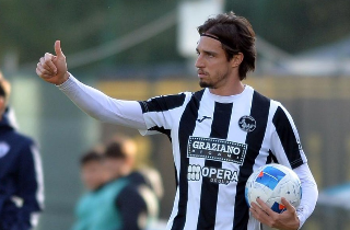 Atletico Ascoli, Nonni: “Il nostro campo deve diventare un fortino”