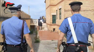 Accampati con le auto: 6 denunce per occupazioni abusive a Porto Sant’Elpidio