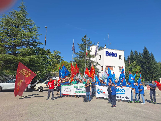Fabriano – Beko, altra cassa integrazione quotidiana e chiusura dal 26 al 30 ottobre