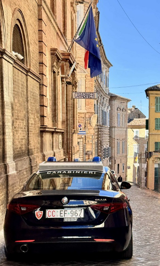 Morrovalle - Finto carabiniere truffa un pensionato: rubati oro e contanti per 10mila euro