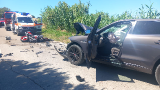 Scontro moto-auto a Castilenti, muore centauro 28enne del pescarese