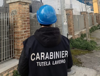 Senigallia - Controlli nei cantieri edili: sospensioni e sanzioni per irregolarità sulla sicurezza