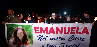 Ripaberarda - Fiaccolata in memoria di Emanuela: "Nel nostro cuore i tuoi sorrisi"