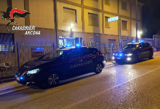 Numana – Truffe agli anziani, due arresti dopo un rocambolesco inseguimento