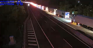 Camion in fiamme sull’A14 tra Grottammare e San Benedetto: chilometri di coda in direzione sud