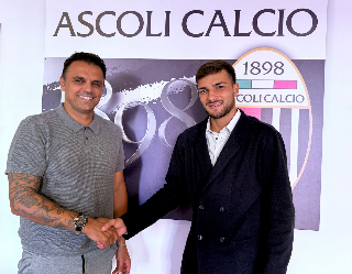 Calcio Serie C - Ascoli, rinnovato il contratto di D’Uffizi