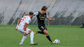 Carpi-Ascoli 2-2: i bianconeri riprendono due volte gli emiliani con Cozzoli e Corazza