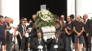 Loreto - Vescovo al funerale di Gina: "Tragedia che non deve ripetersi"