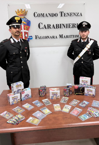 Falconara  Marittima - Carte Pokémon rubate al Falcomics, i carabinieri recuperano il bottino in poche ore