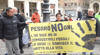 Pesaro - Gas alla Fox, il comitato No Gnl: "Dal Ministero una risposta che non ci soddisfa"