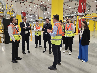 Jesi - Visita del presidente della Regione Marche al nuovo centro di distribuzione Amazon: avvio previsto a luglio