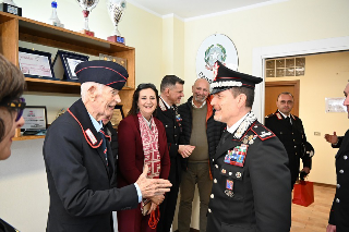 Carabiniere centenario, Abramo Rossi festeggia 102 anni nel Comando provinciale di Pescara