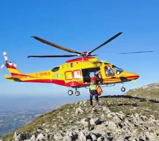 Monte San Vicino - Escursionista scivola in un tratto impervio, interviene il soccorso alpino