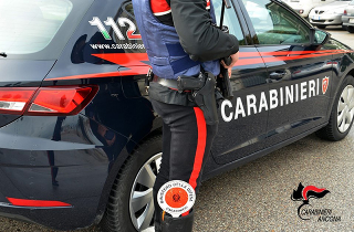 Ancona - Tenta di rubare nel panificio "La Pagnotta": arrestato dai Carabinieri