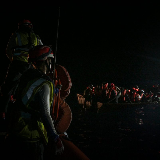Ortona - Ocean Viking: 108 migranti accolti, 23 minori non accompagnati