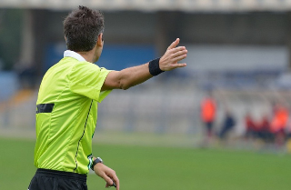 Lucchese-Ascoli, arbitra Manzo di Torre Annunziata